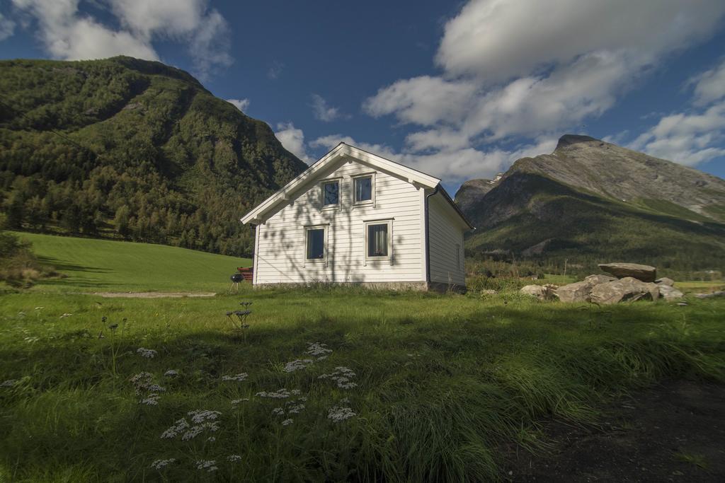 Hansali Holiday Home Fjaerland Zewnętrze zdjęcie