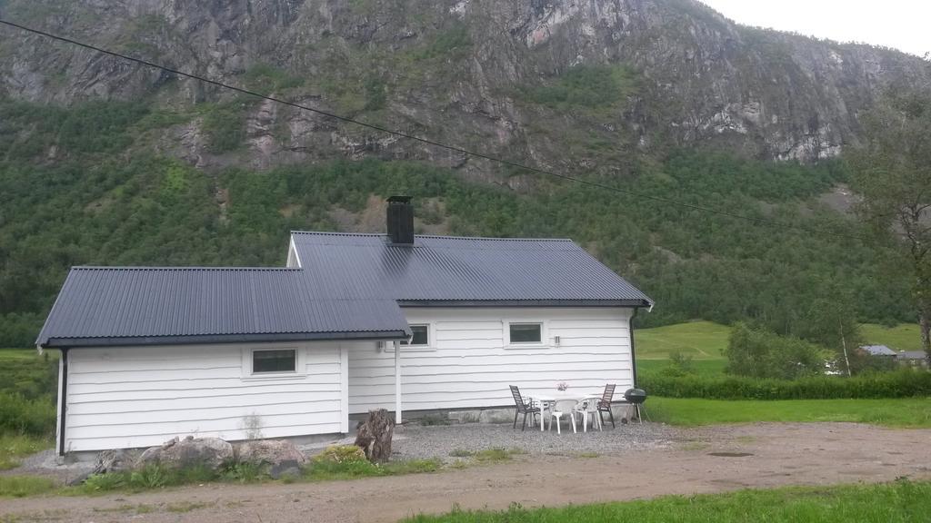 Hansali Holiday Home Fjaerland Zewnętrze zdjęcie