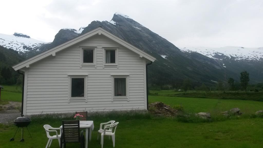 Hansali Holiday Home Fjaerland Zewnętrze zdjęcie